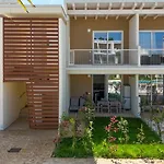 Wave Island! Luxury resort a Jesolo - Piscina e Park free!