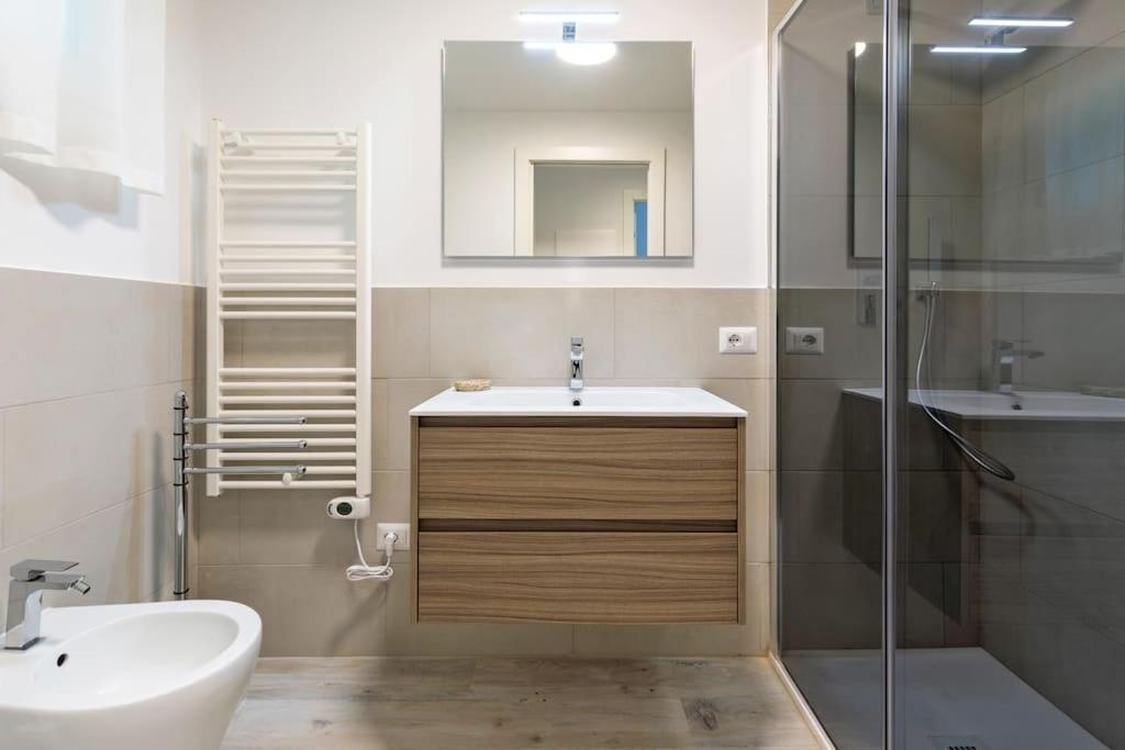 Wave Island! Luxury A - Piscina E Park Free! * Lido di Jesolo